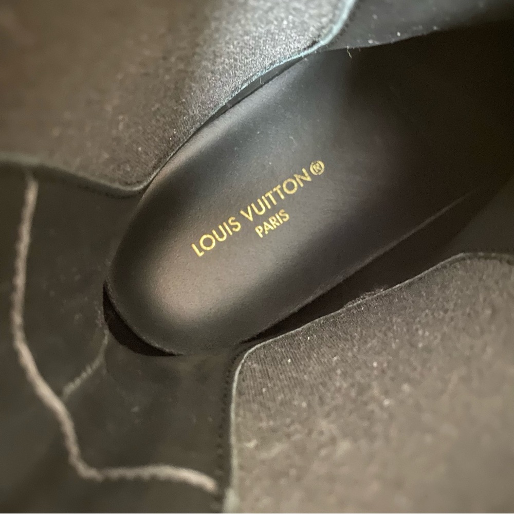 Authentic Louis Vuitton “Squad” Sneaker Boot - Picture 7 of 8